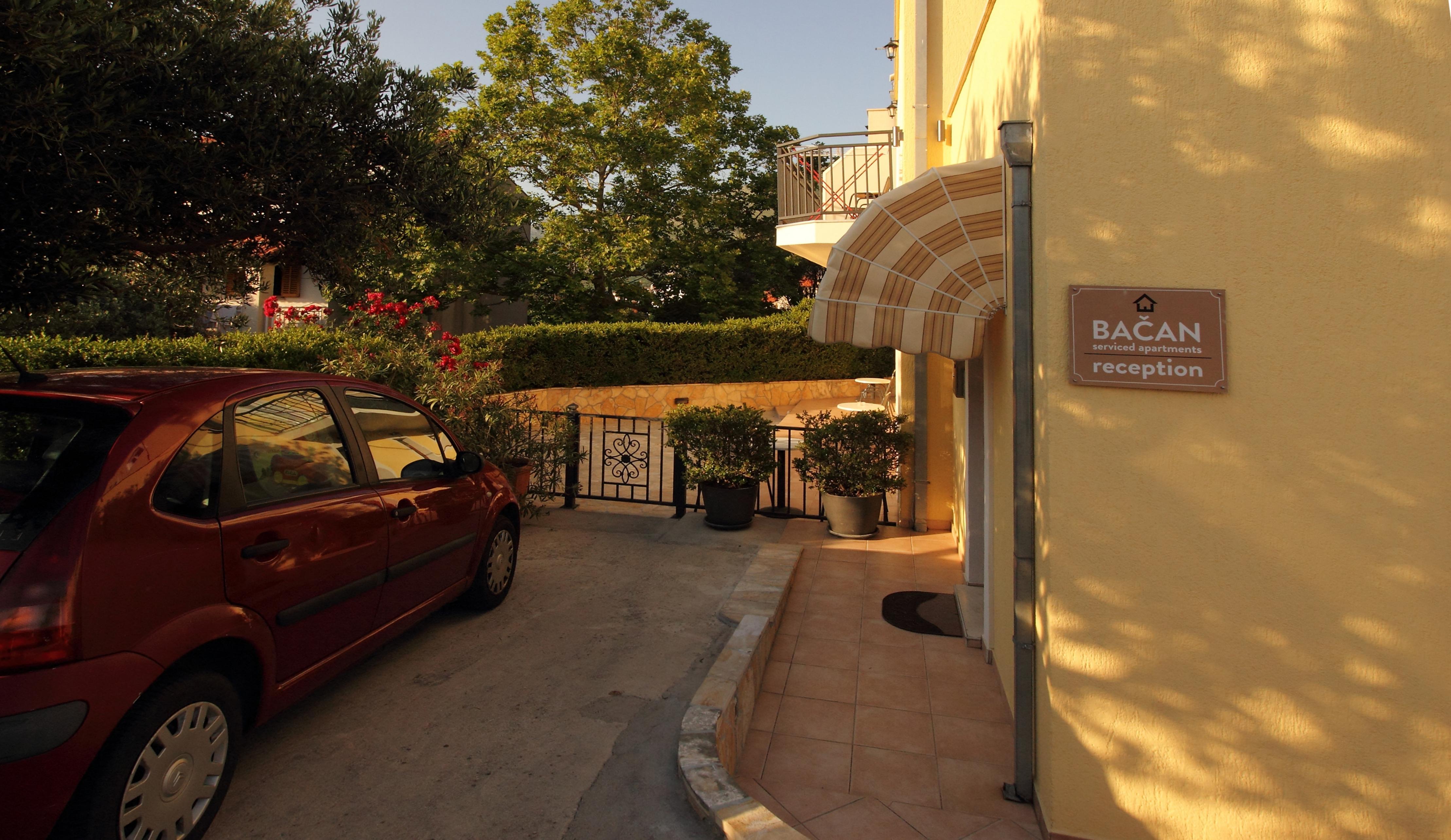 Bacan Serviced Apartments 챠브타트 외부 사진