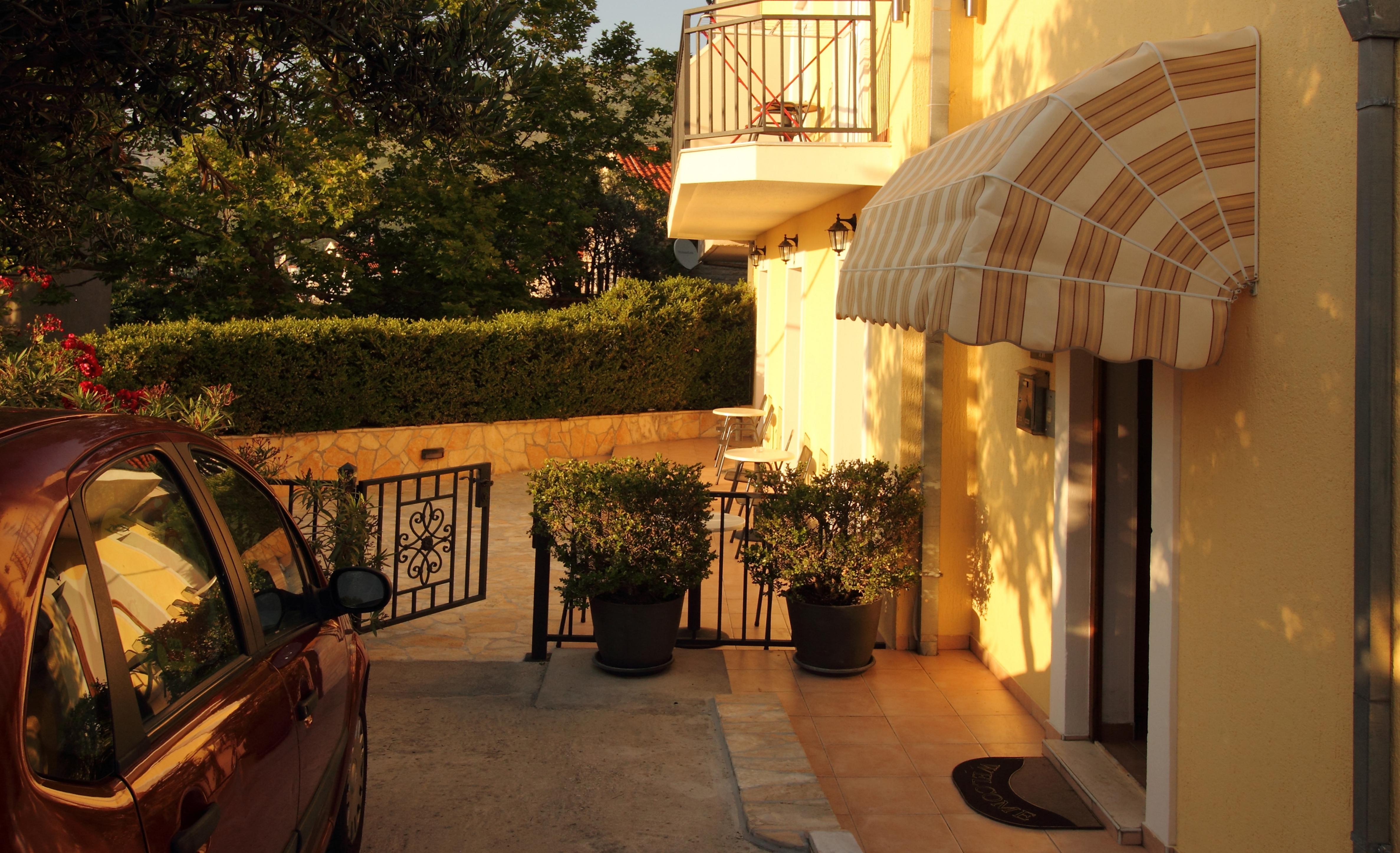 Bacan Serviced Apartments 챠브타트 외부 사진