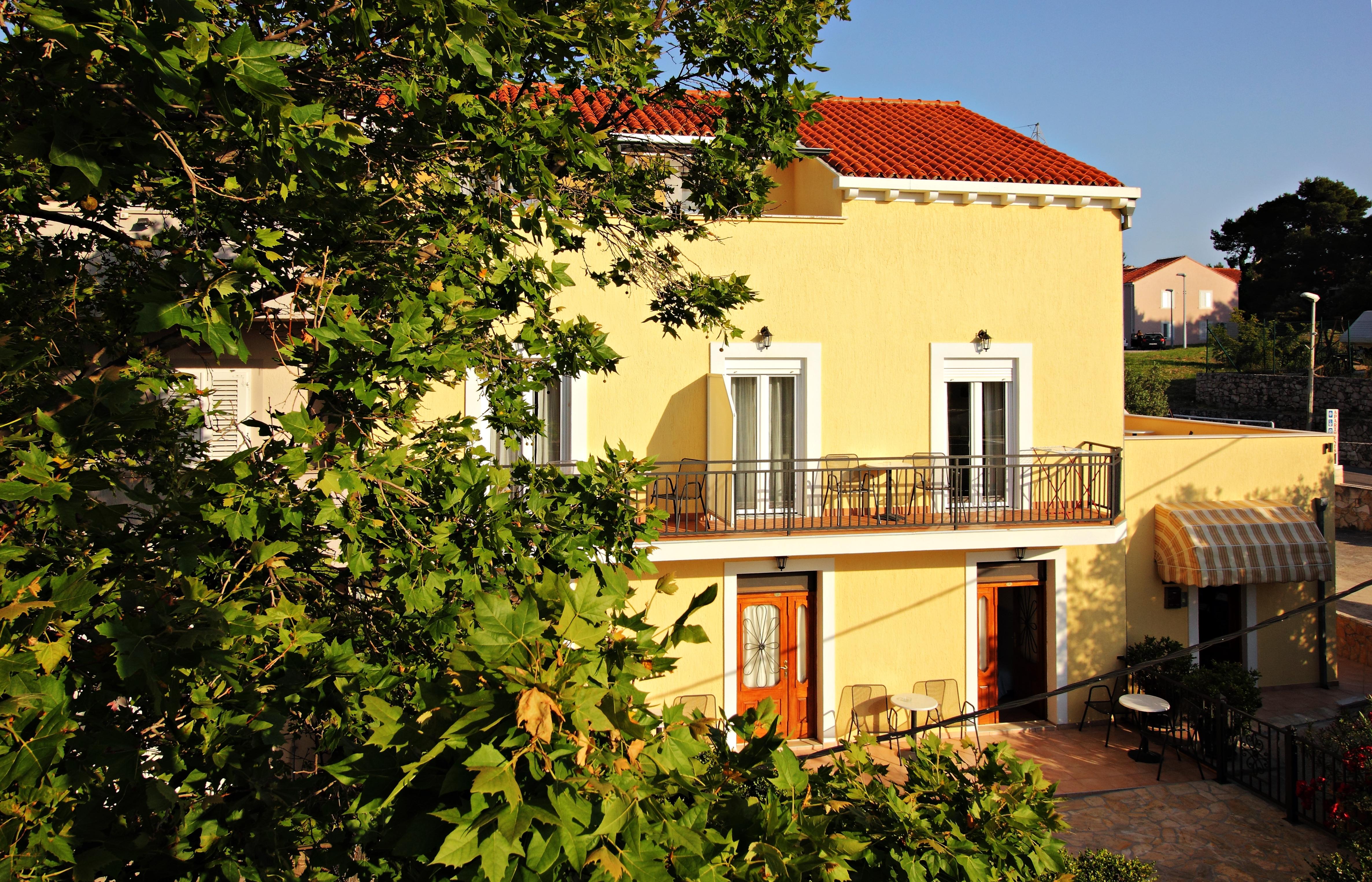 Bacan Serviced Apartments 챠브타트 외부 사진