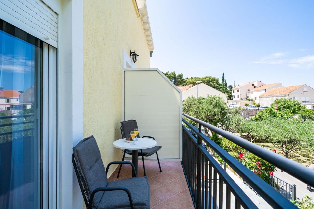 Bacan Serviced Apartments 챠브타트 외부 사진